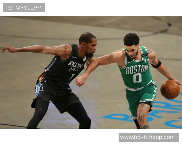 文班在下半场遭遇严防与犯规困扰仍拼出22分8板4助2帽展现实力