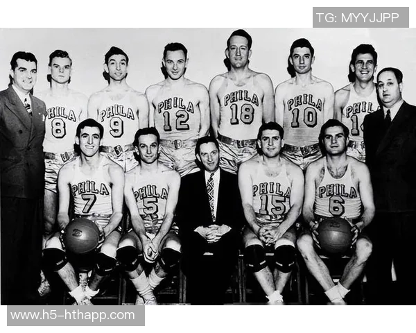 历史仅有三支球队在单赛季实现三名球员得分超过50的壮举