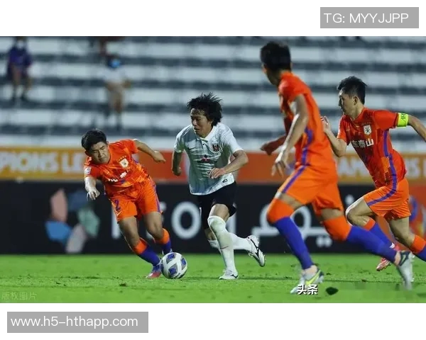 萨隆替补出战22分钟高效表现14分8板助球队赢得胜利