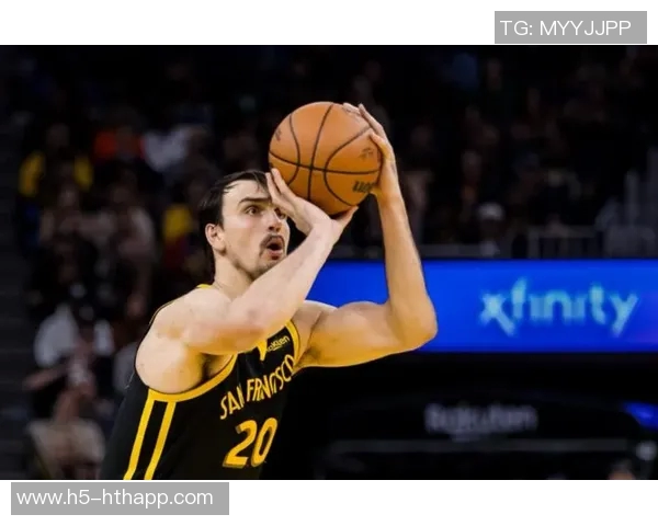 克莱状态回暖近5场场均17分三分命中率高达478展现佛光微现之势 克莱状态回暖近5场场均17分三分命中率高达478展现佛光微现之势