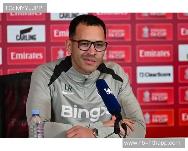 罗塞尼尔强调切尔西需全力以赴争取足总杯胜利并挑选最佳阵容 罗塞尼尔强调切尔西需全力以赴争取足总杯胜利并挑选最佳阵容