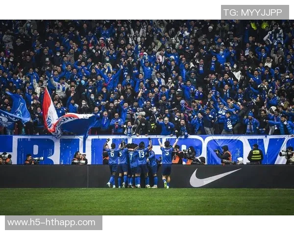 华裔球员高宇洋荣任FC东京副队长展现新风采 华裔球员高宇洋荣任FC东京副队长展现新风采