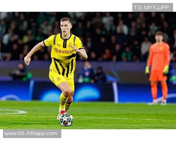 德甲最佳阵容出炉拜仁六将领衔施洛特贝克荣登榜单